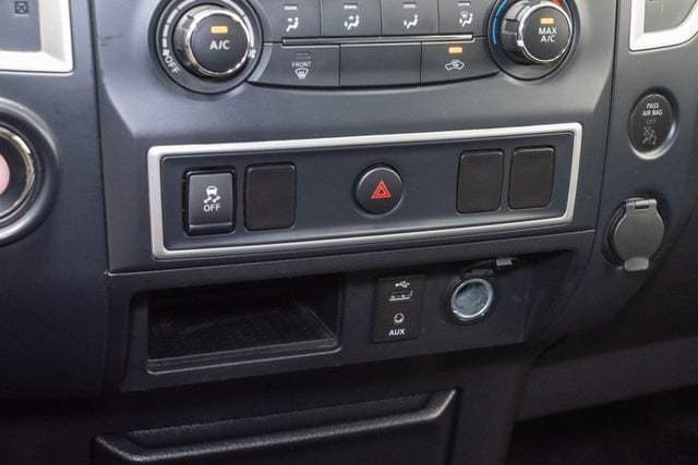 2017 Nissan Titan S - Photo 16