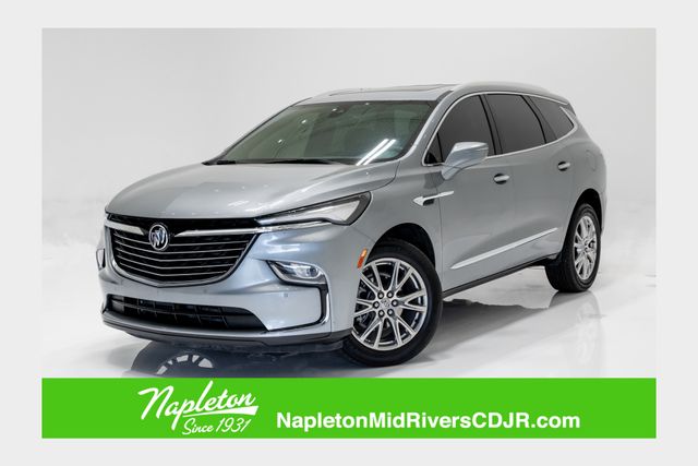 2024 Buick Enclave Essence AWD's photo