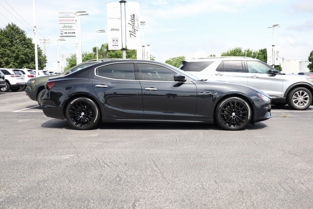 2022 Maserati Ghibli Modena Q4 photo 4