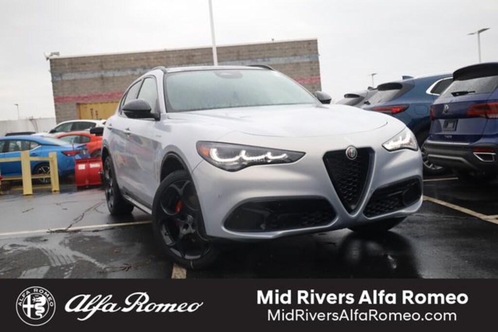 New 2025 Alfa Romeo Stelvio AWD Sport Utility