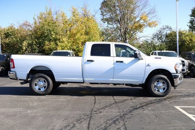 2024 Ram 2500 Tradesman photo 4