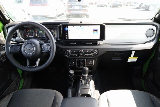 2025 Jeep Wrangler 4-Door Sport S - Photo 11