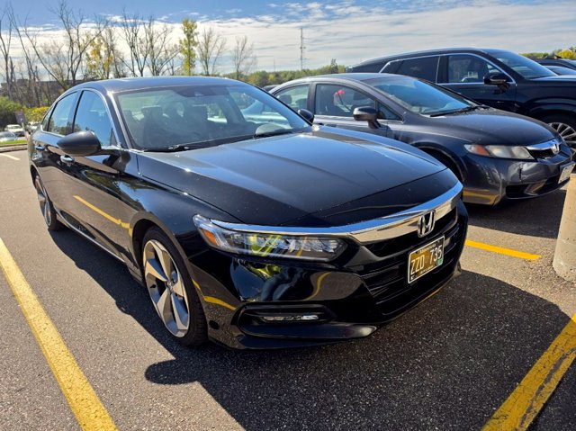 Used 2019 Honda Accord Touring 2.0T Sedan