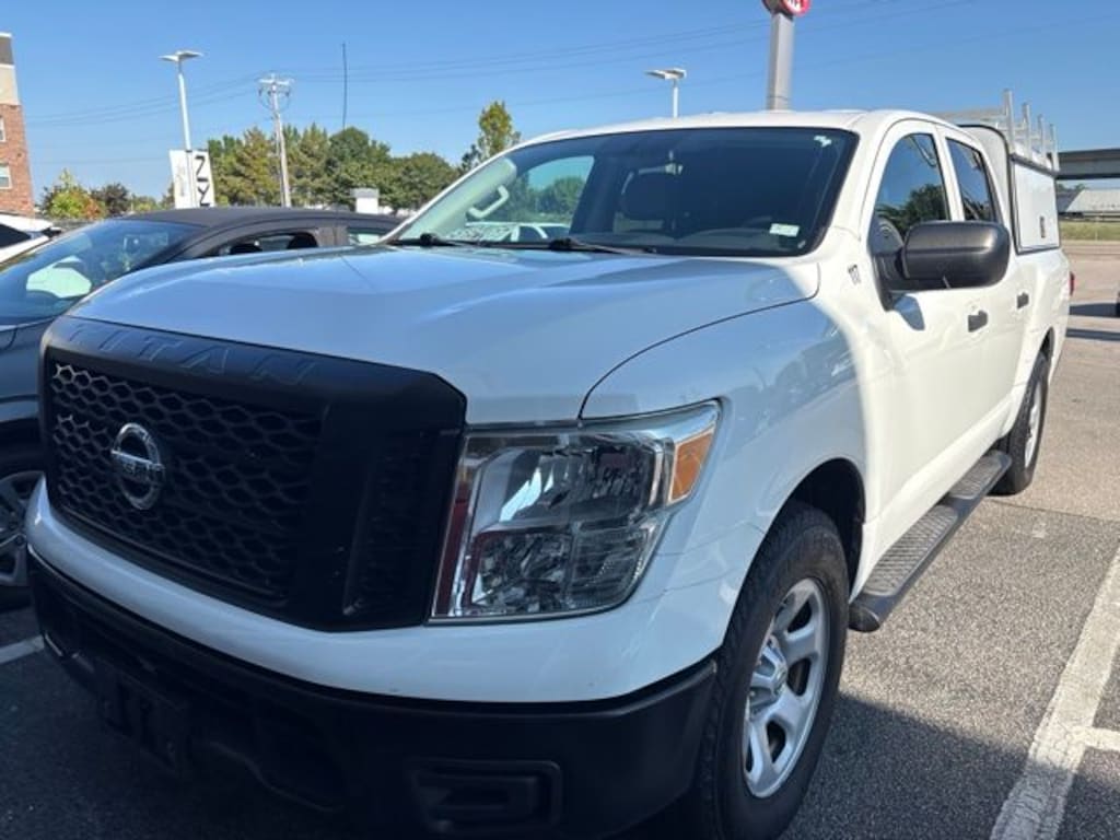 Used 2017 Nissan Titan S Truck Crew Cab