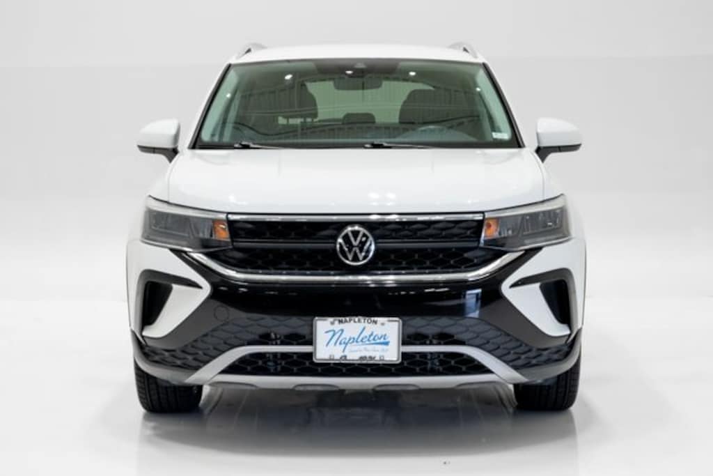Used 2024 Volkswagen Taos 1.5T SE SUV