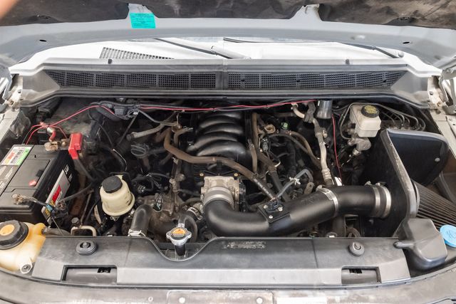 2012 Nissan Titan SV - Photo 3