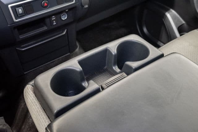 2017 Nissan Titan S - Photo 17