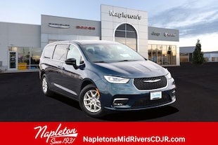 2025 Chrysler Pacifica Select Van Passenger Van