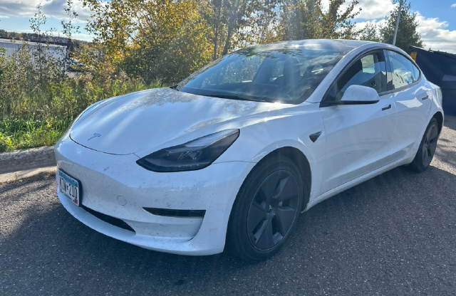 2023 Tesla Model 3