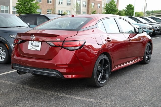 2022 Nissan Sentra SR photo 4