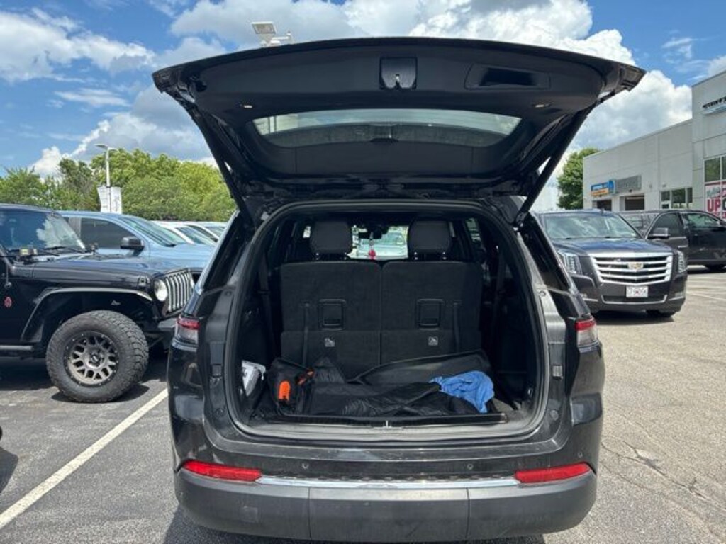Used 2024 Jeep Grand Cherokee L Limited SUV