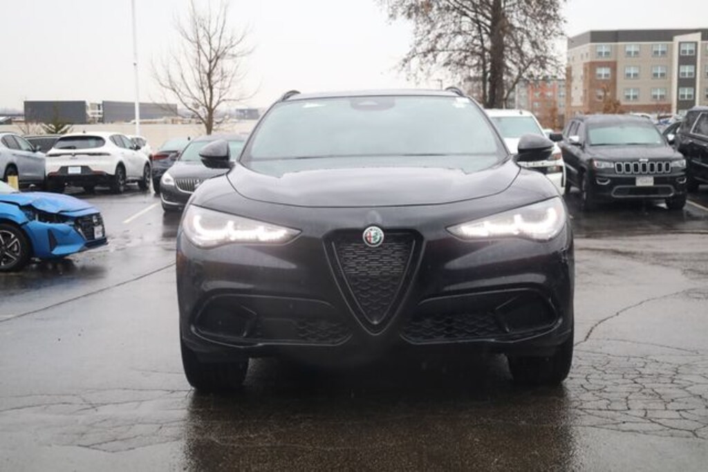 New 2025 Alfa Romeo Stelvio INTENSA AWD Sport Utility