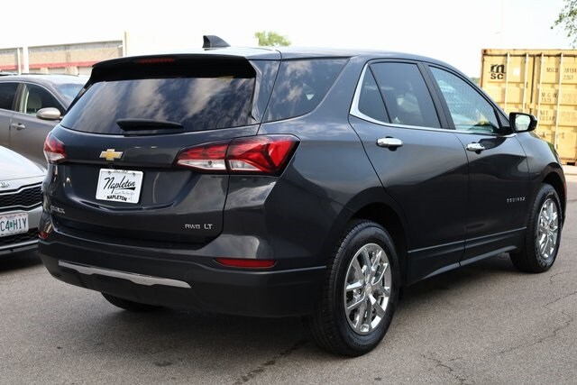 2022 Chevrolet Equinox LT photo 4