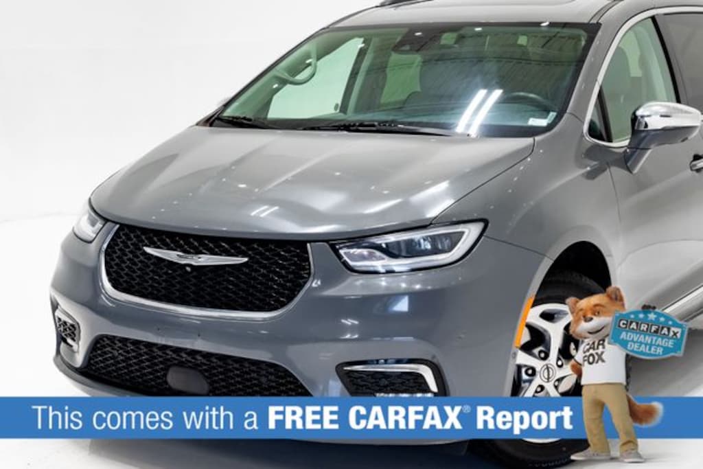 Used 2021 Chrysler Pacifica Limited Van Passenger Van