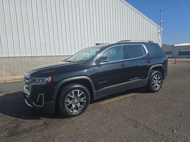 2023 GMC Acadia SLT's photo