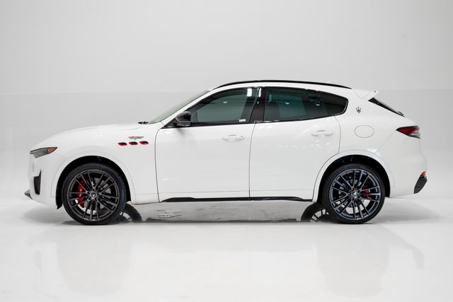 2022 Maserati Levante Trofeo - Photo 30