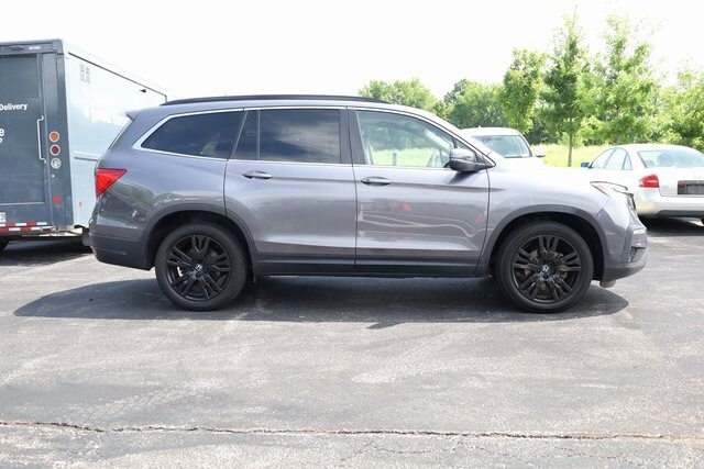 2022 Honda Pilot Special Edition photo 2