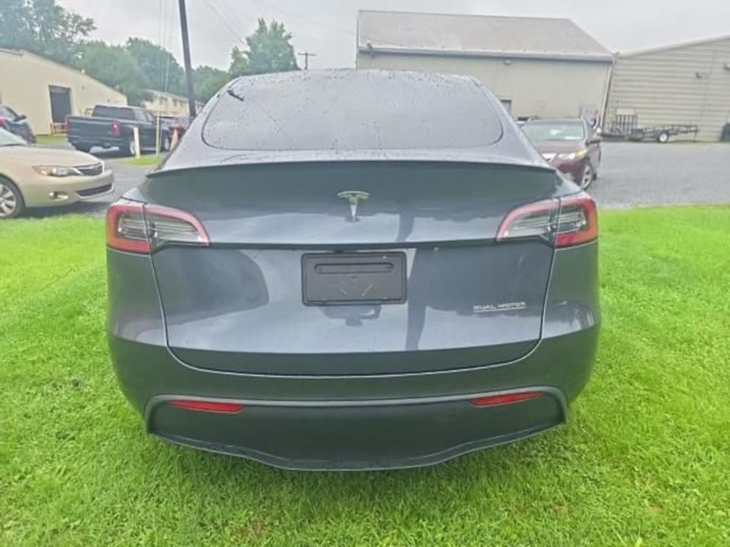 Used 2022 Tesla Model Y Performance SUV