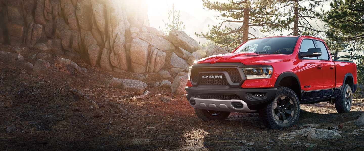2019-Ram-1500-VLP-Desktop-04-sliced.jpg.image.1440.jpg