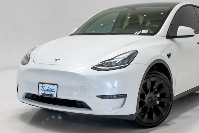 Used 2020 Tesla Model Y Long Range with VIN 5YJYGDEE7LF045744 for sale in St. Peters, MO