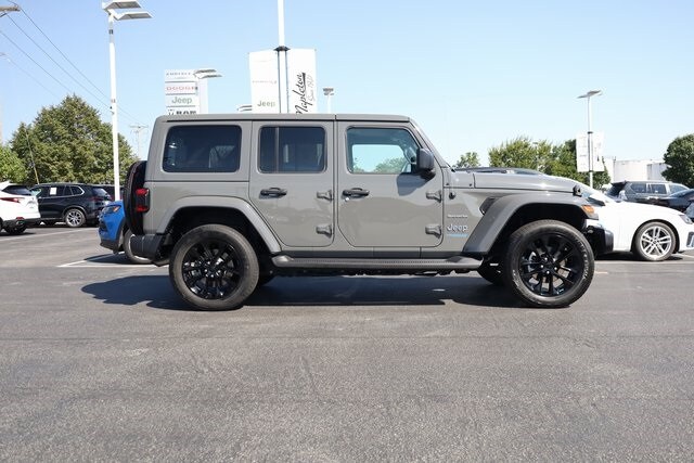 2022 Jeep Wrangler Unlimited 4xe Sahara photo 3