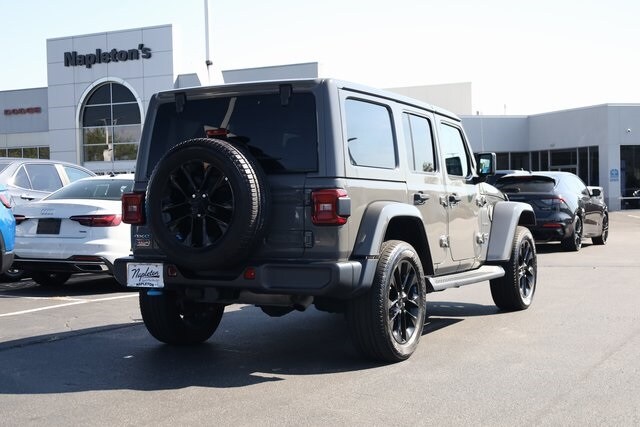 2022 Jeep Wrangler Unlimited 4xe Sahara photo 4