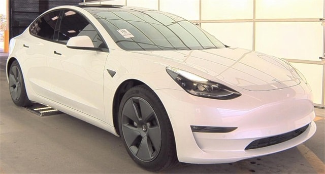 Used 2021 Tesla Model 3 Base with VIN 5YJ3E1EB4MF079856 for sale in Saint Peters, MO