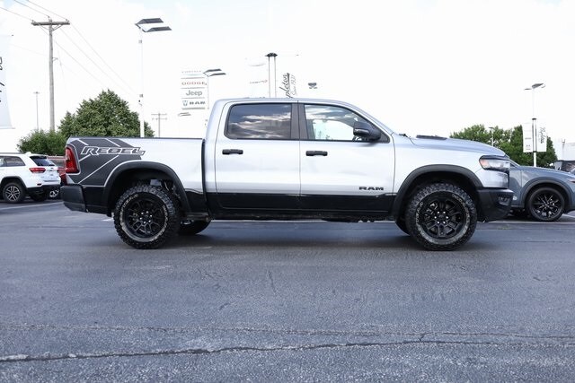 2025 Ram 1500 Rebel photo 4