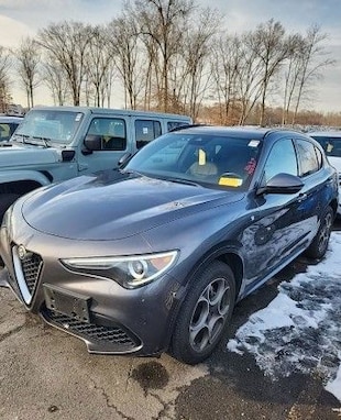 2023 Alfa Romeo Stelvio Ti SUV