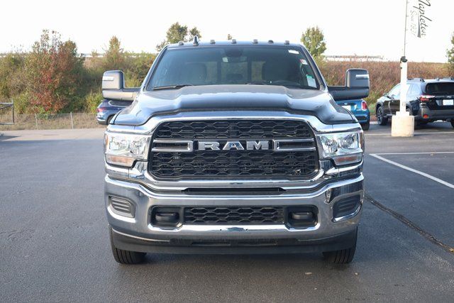2024 Ram 3500 Tradesman photo 3
