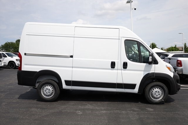 2024 Ram ProMaster 1500 photo 2