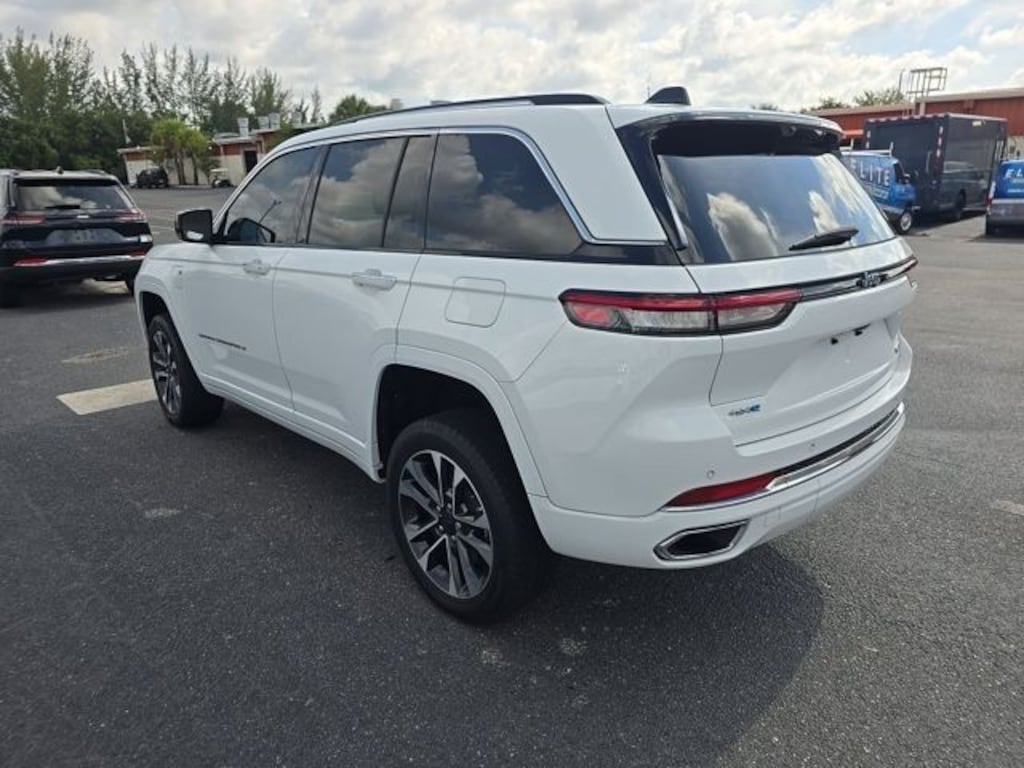 Certified 2022 Jeep Grand Cherokee 4xe Overland SUV