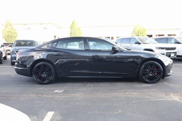 2022 Maserati Quattroporte Modena Q4 photo 3
