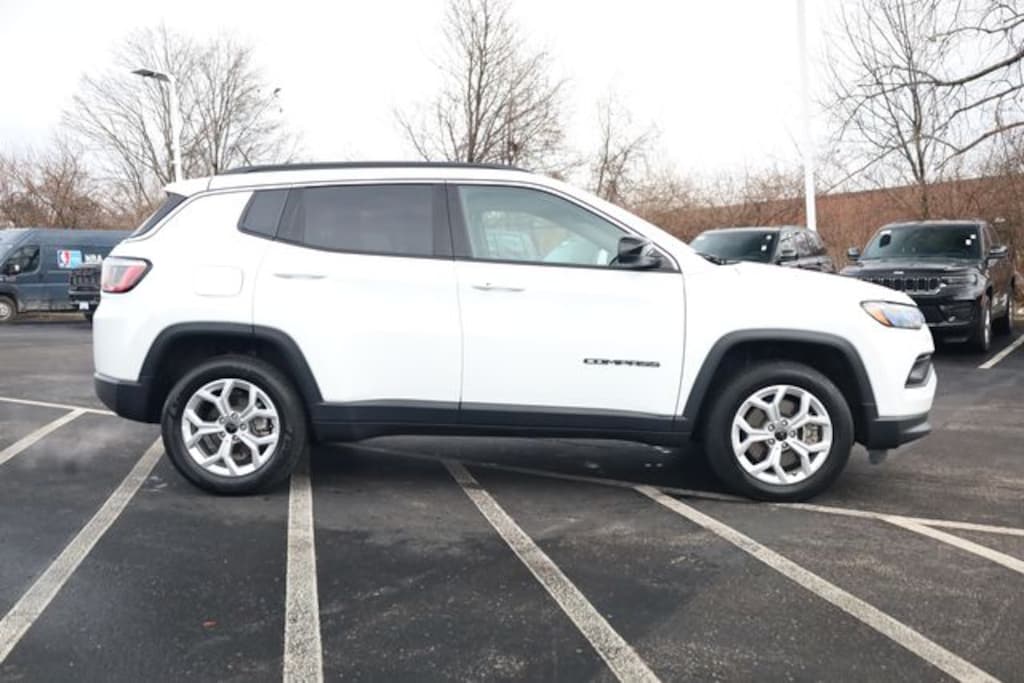 Certified 2025 Jeep Compass Latitude SUV