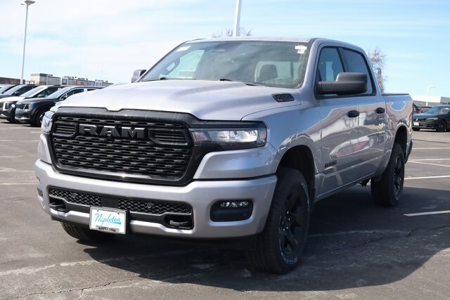 2025 Ram 1500 Tradesman photo 4