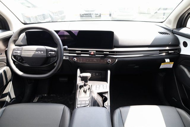 2026 Kia Sportage SX - Photo 12