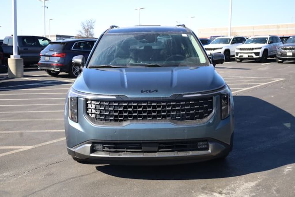New 2026 Kia Carnival Hybrid SX Van Passenger Van