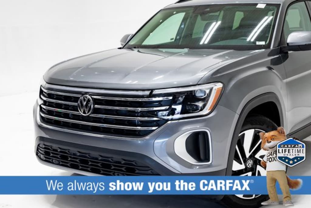 Used 2025 Volkswagen Atlas 2.0T SE w/Technology SUV