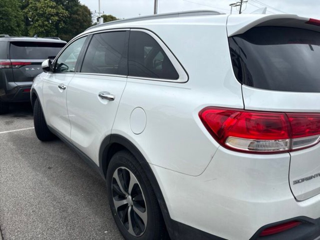 Used 2017 Kia Sorento 3.3L EX SUV