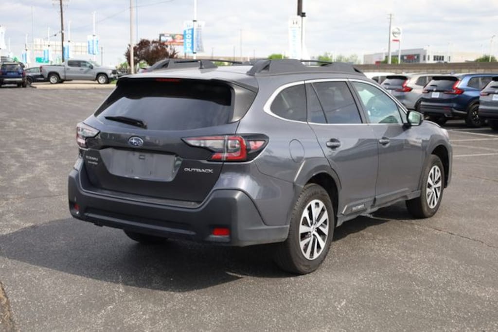 Used 2025 Subaru Outback Premium SUV