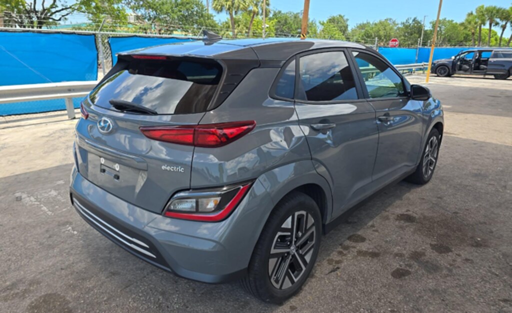 Used 2023 Hyundai Kona Electric SE SUV
