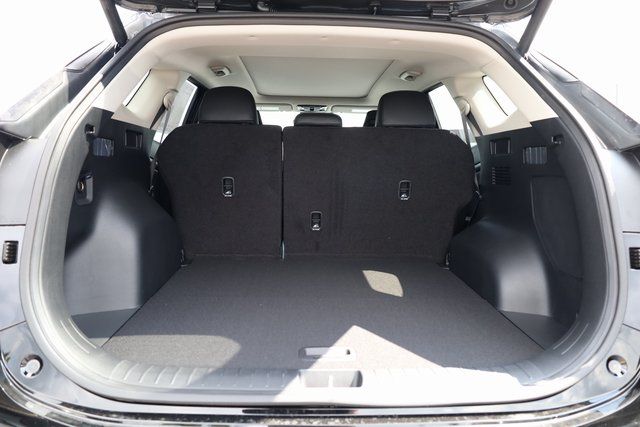 2026 Kia Sportage SX - Photo 30