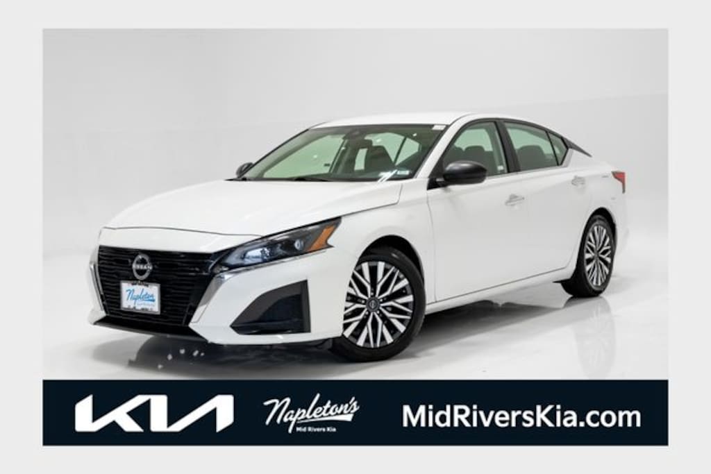 Used 2024 Nissan Altima 2.5 SV Sedan