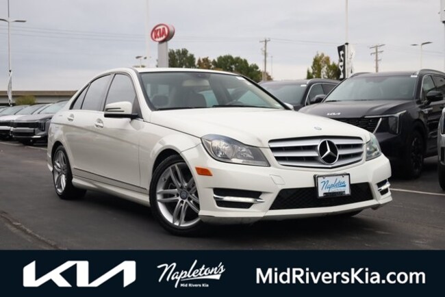 2012 Mercedes-Benz C-Class C 300 4MATIC Sedan 2012 Mercedes-Benz C-Class C 300 4MATIC Sedan