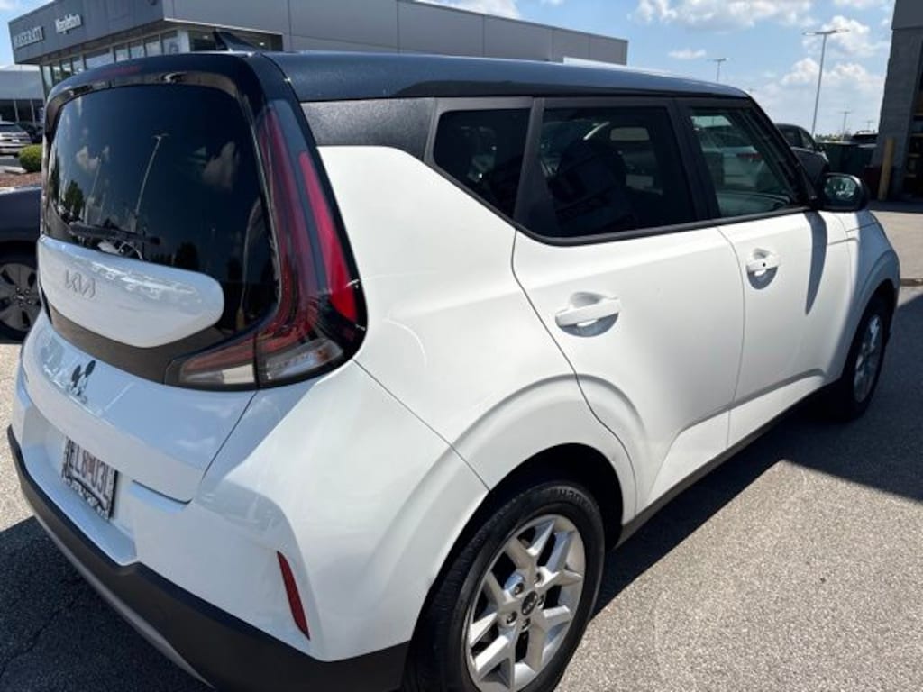 Used 2023 Kia Soul S Hatchback