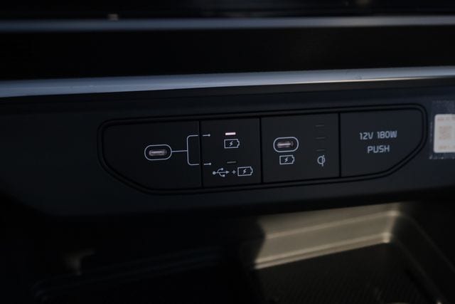 2026 Kia Carnival SX Prestige - Photo 21