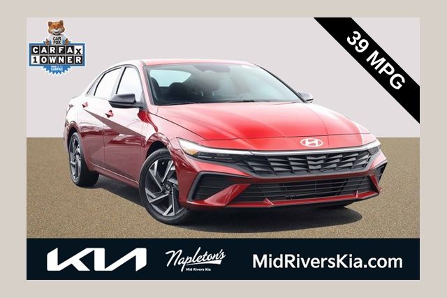 2025 Hyundai Elantra SEL's photo