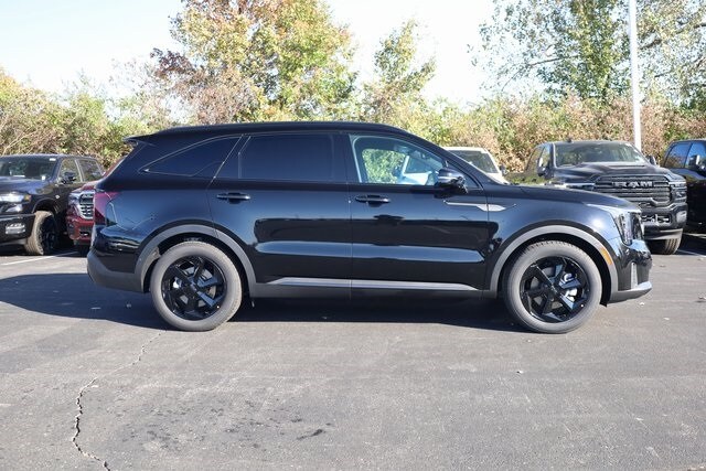 2026 Kia Sorento Hybrid X-Line SX Prestige photo 3