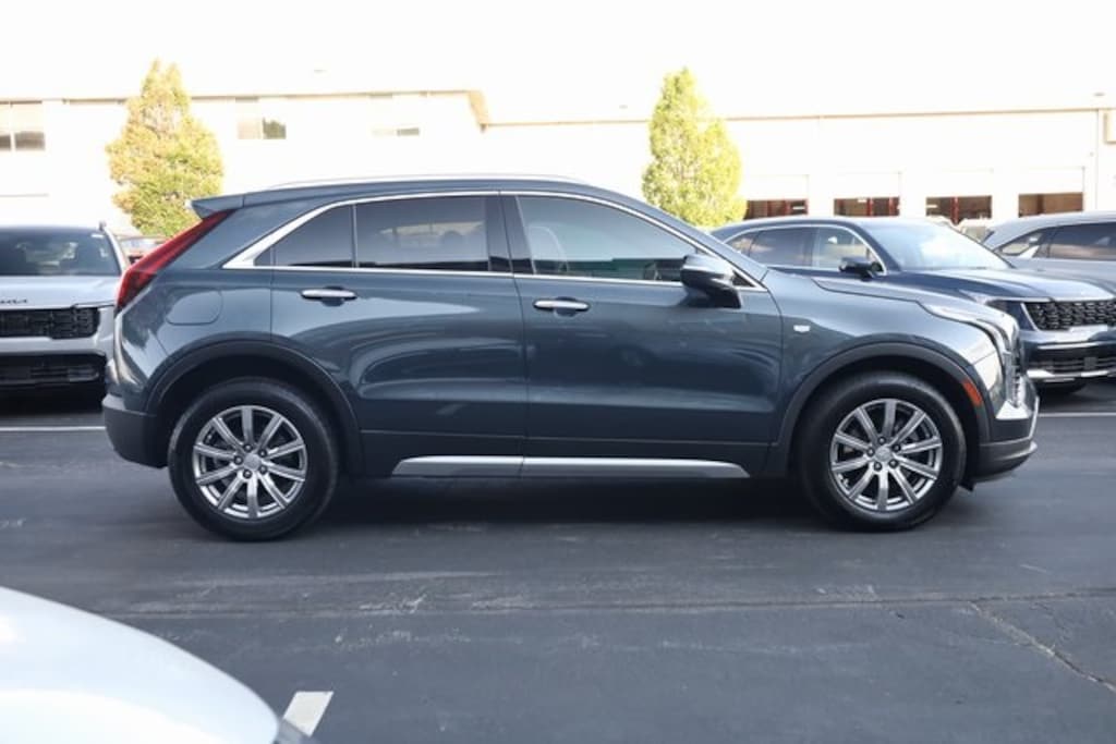 Used 2021 CADILLAC XT4 Premium Luxury SUV