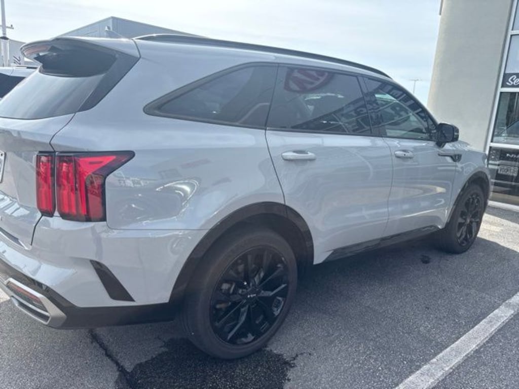Used 2022 Kia Sorento SX SUV